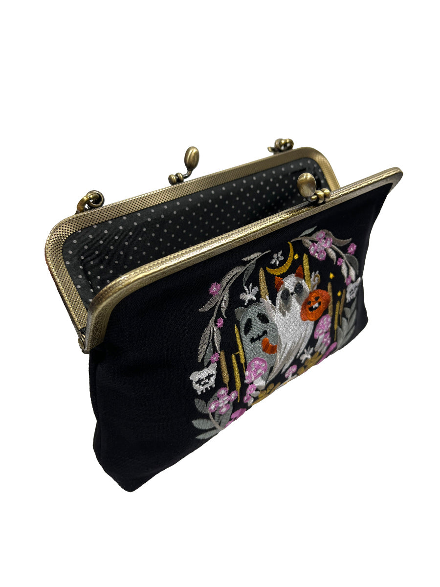 Ghosts Wreath Kisslock Bag