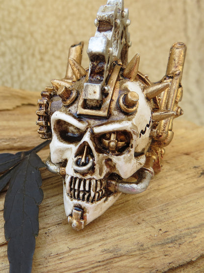 Alchemy Miniature Collectables - Steampunk Skull