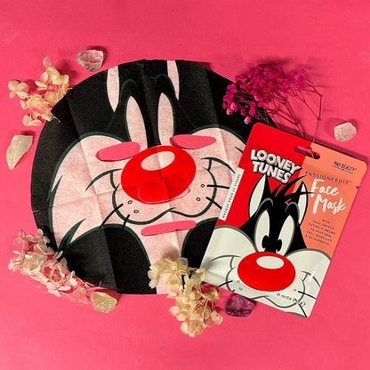 Looney Tunes Face Mask Sylvester